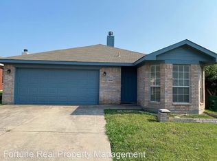 9948 Long Rifle Dr, Fort Worth, TX 76108