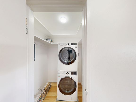 3rd image of 2627 Hillegass Ave APT 301