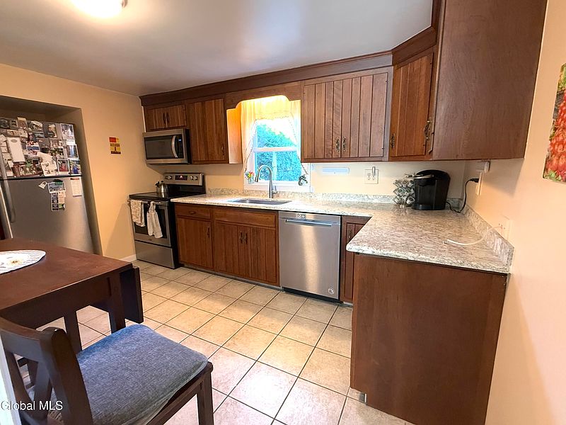 5th image of 3 Sherwood Park Drive