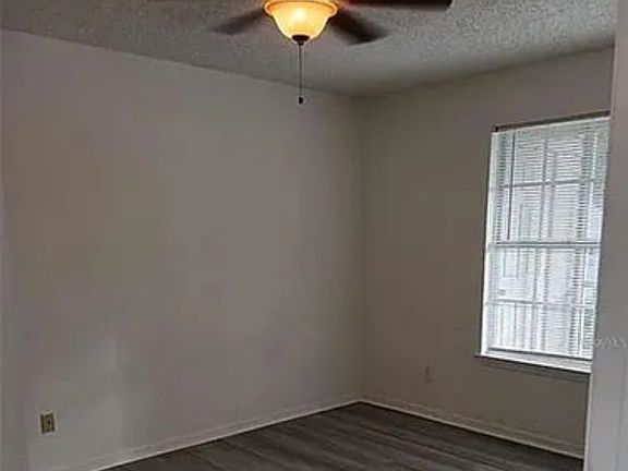 4th image of 6106 Westgate Dr APT 201