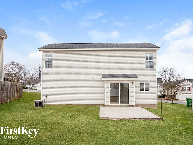 5633 Waverly Lynn Ln — Photo 15