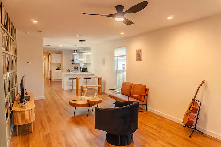 4 bed, 1460 sqft, $3,750 — Photo 3