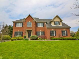 3180 Troon Dr, Center Valley, PA 18034