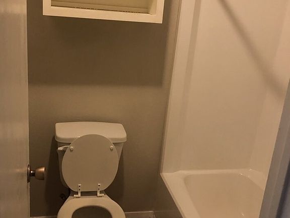 3rd image of 500 College Ave #10762181