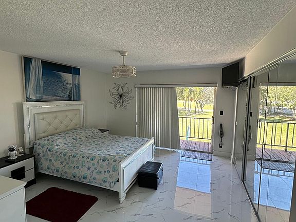 2nd image of 4557 Luxemburg Ct