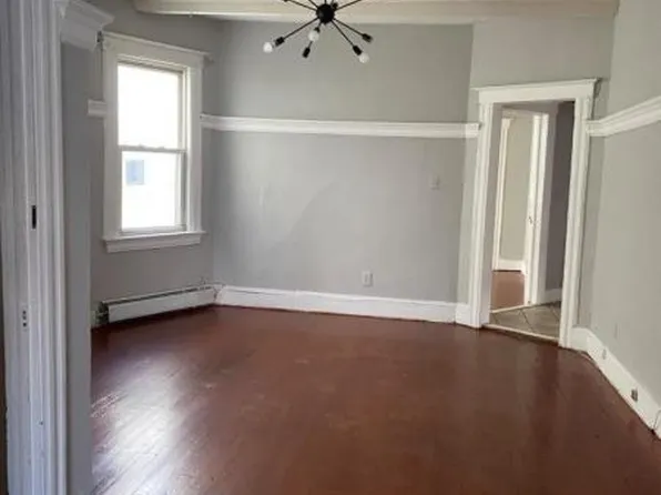 46 New St, East Orange, NJ 07017