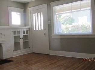 366 1/2 Coronado Ave, Long Beach, CA 90814