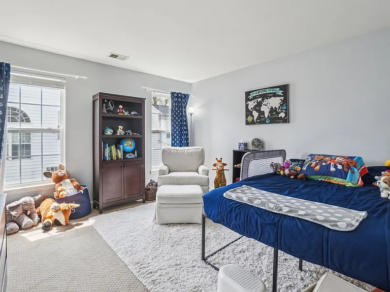 18119 Camdenhurst Dr — Photo 28