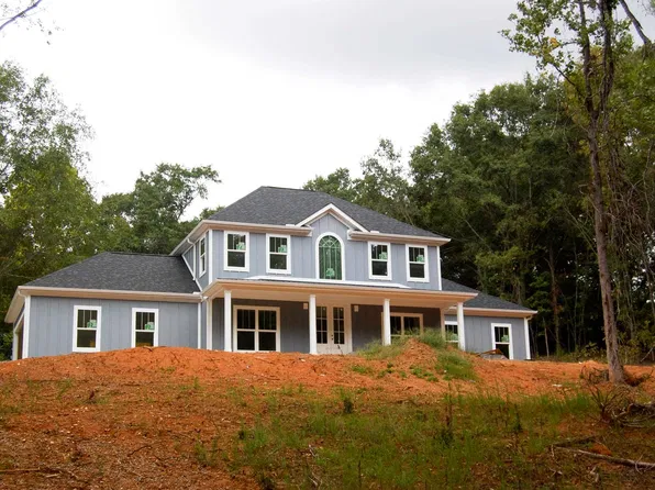 506 Emerald Cove Dr, Cowpens, SC 29330