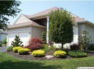 26 Wycliffe Dr, Manchester, NJ 08759