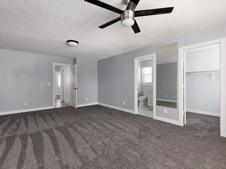 572 W 1260 N — Photo 14