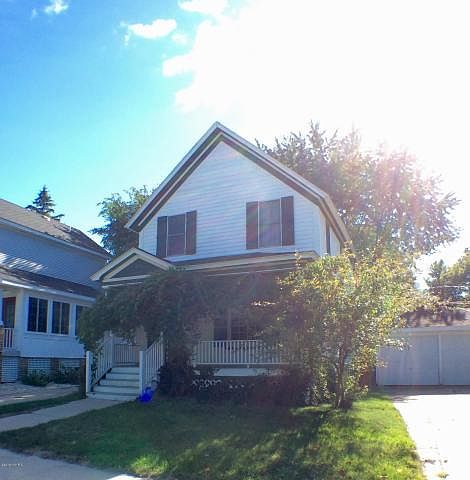 1st image of 404 Clinton Ave