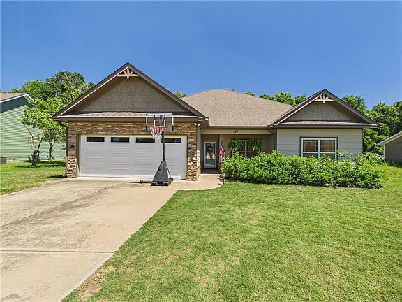 2nd image of 54 Winter Hawk Dr