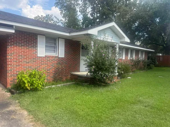 403 10th St, Opp, AL 36467