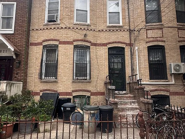 823 54th St Floor 1, Brooklyn, NY 11220