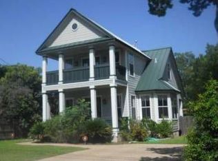 2004 S 5th St, Austin, TX 78704