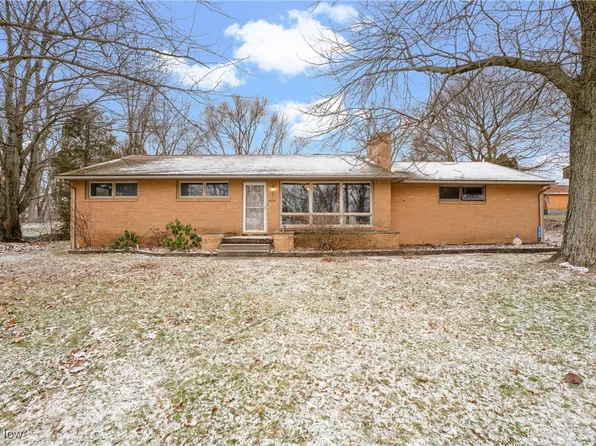 4709 7th St NW, Canton, OH 44708
