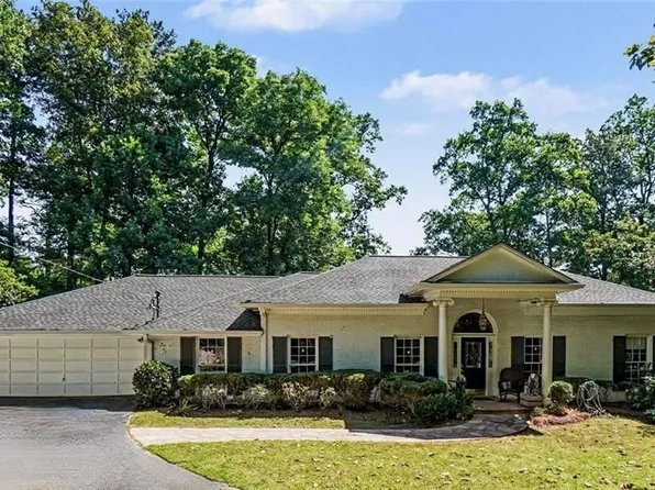 4575 Tall Pines Dr NW, Atlanta, GA 30327