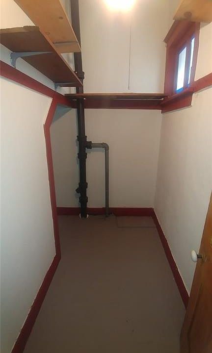 1st image of 386 Bristol St