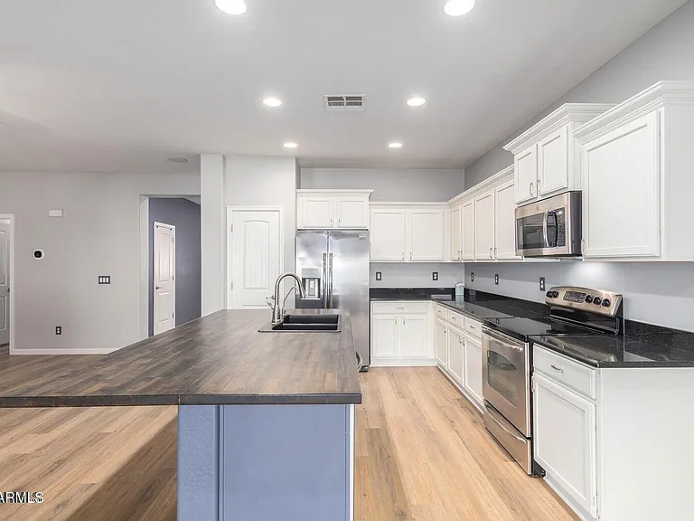 4674 S Twinleaf Dr — Photo 3