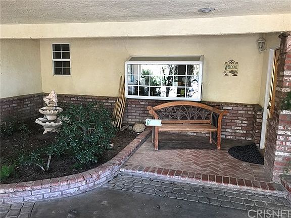 2nd image of 32520 Willow Ln