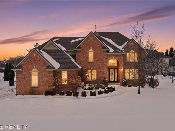 3rd image of 4157 Springbrook Dr