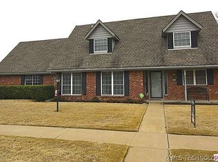 7638 E 55th St, Tulsa, OK 74145