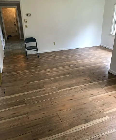 817 Roanoke Ave — Photo 4