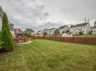 86 Stonesthrow Dr, Berea, OH 44017