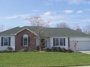 1077 Coopers Run, Amherst, OH 44001