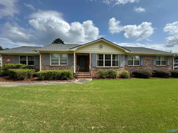 816 Mira Vista Dr SE, Huntsville, AL 35802