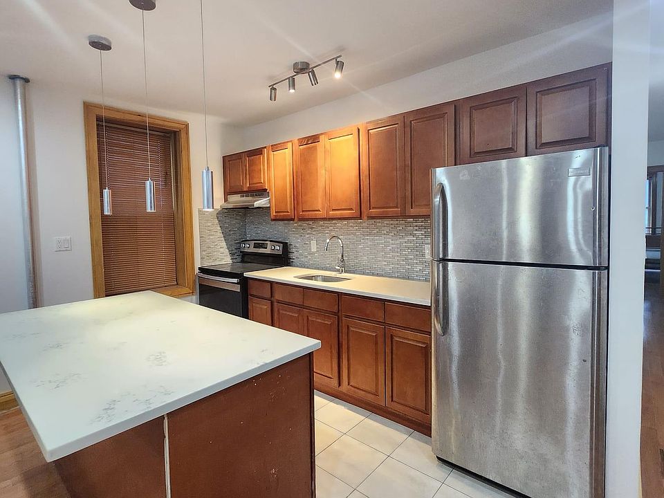 1546 Selwyn Ave, Bronx, NY 10457 | Zillow