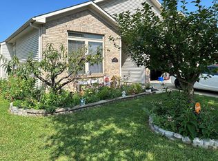 333 Spring Valley Ln, Lexington, KY 40511