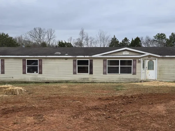 10326 Patsy Cline Way, Strawberry Plains, TN 37871