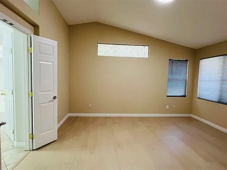 3376 Mallard Nest St — Photo 6