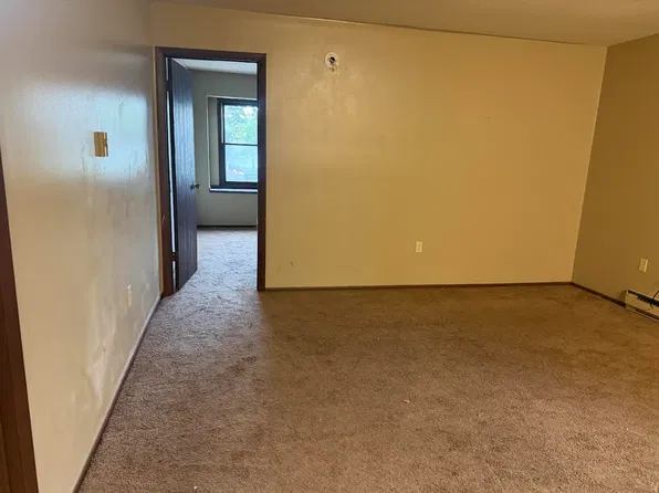 612 W Highland Ave, Ravenna, OH