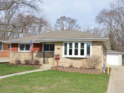 744 McKinley Ave, Mundelein, IL, 60060