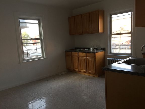 5th image of 3329 71st St