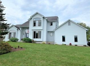 5007 Stagecoach Rd, Camillus, NY 13031