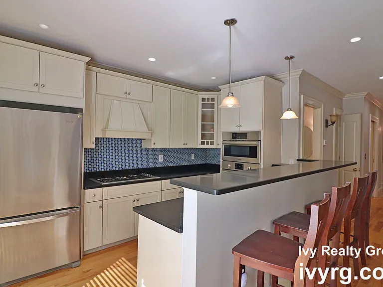 358 Dorchester St #1 — Photo 10