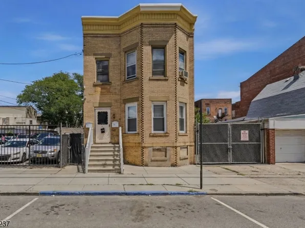 489 E 22nd St Floor 1, Paterson, NJ 07514