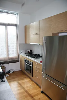 Rented by City Connections Realty | media 6