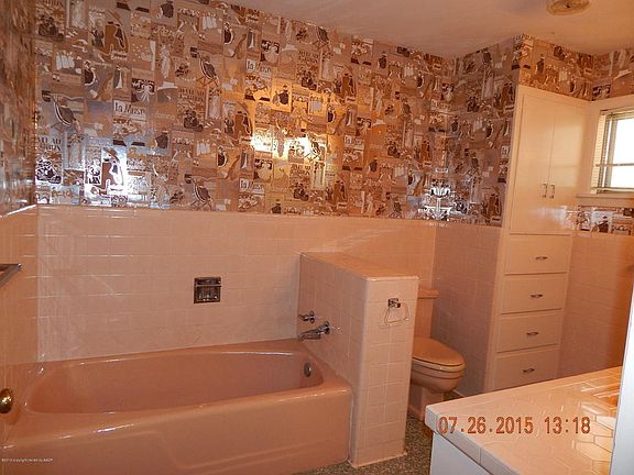 2nd image of 3815 Doris Dr