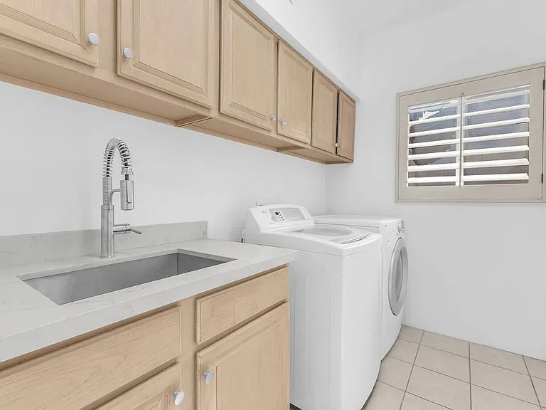 44375 Indian Canyon Ln — Photo 23