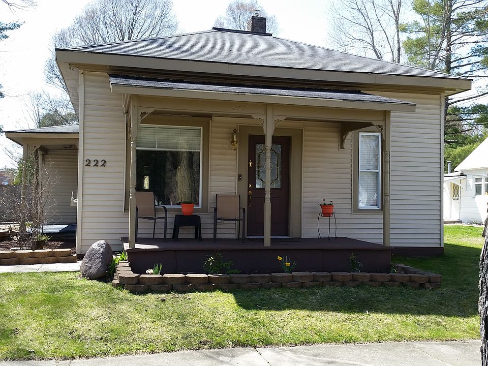 1st image of 222 Hutchinson St
