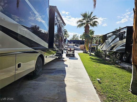 3rd image of 8175 Arville St #256