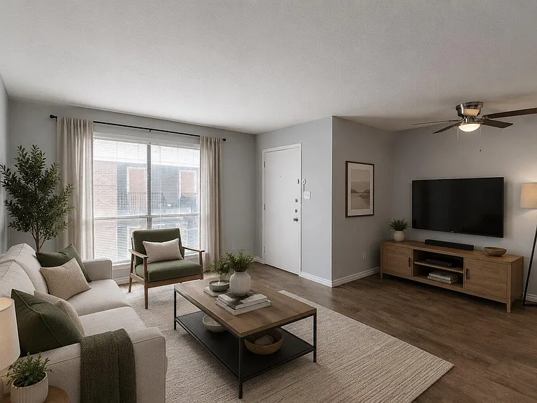 100 Uhland Rd #3 — Photo 2