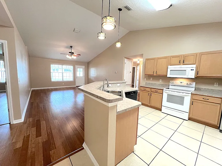 70 Pheasant Dr — Photo 17