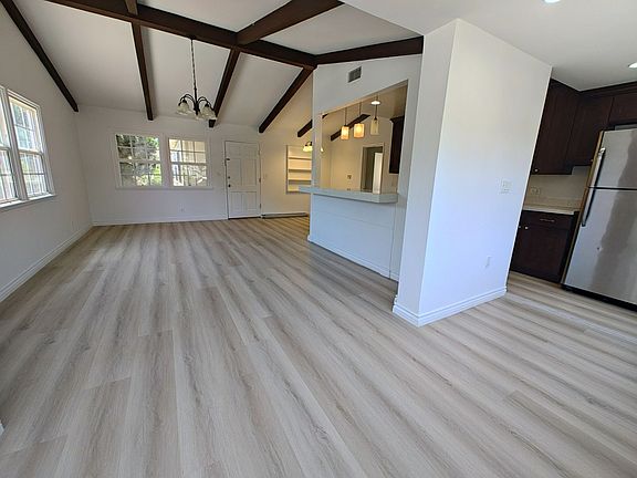 3rd image of 10385 W Olympic Blvd APT 8