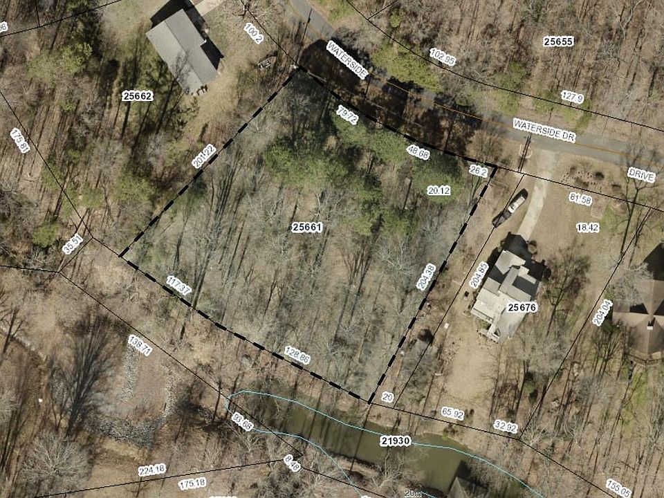 1st image of 2904 Waterside Dr